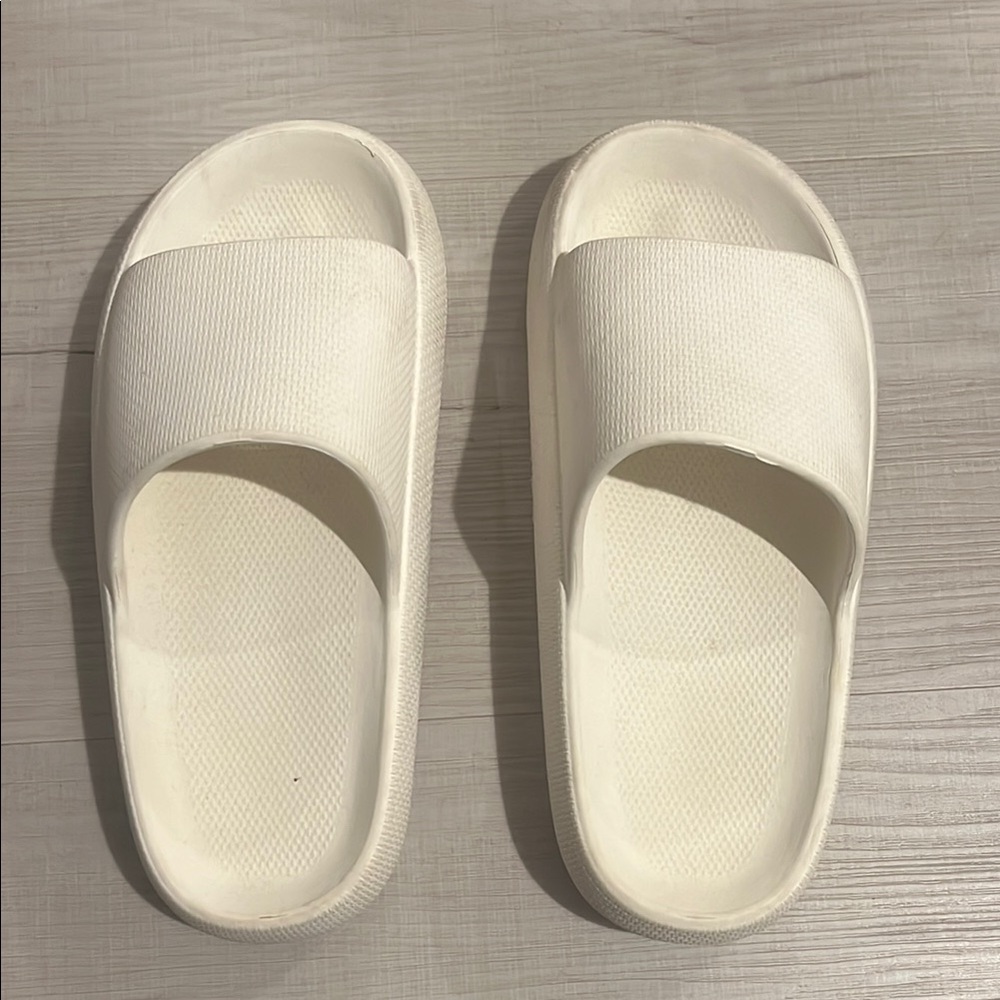 Cloud slides